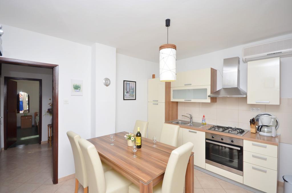 Apartment Gordan Murter Eksteriør billede