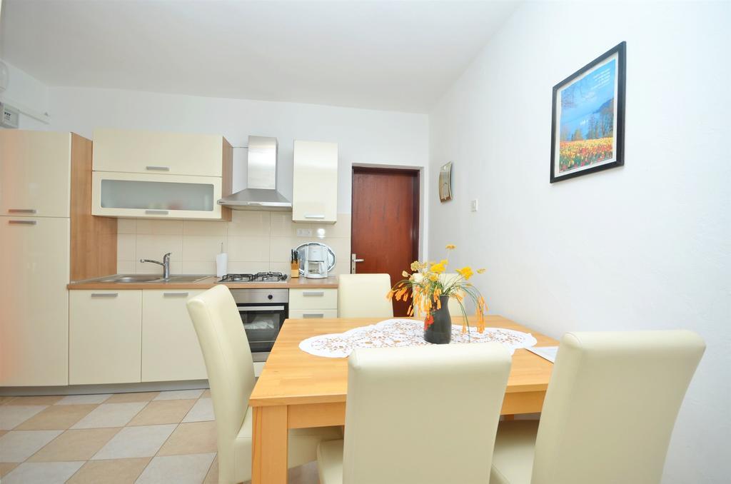 Apartment Gordan Murter Eksteriør billede